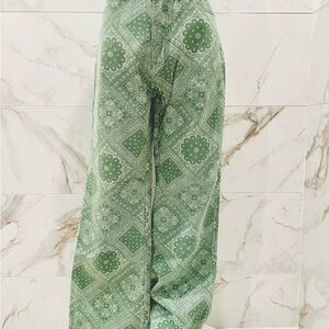 Chic Green Patterned Palazzo Pants